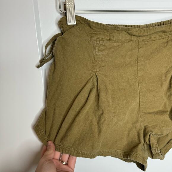 Free People Silver Springs Army Green Side Tie Linen Shorts Size XS - Picture 3 of 8